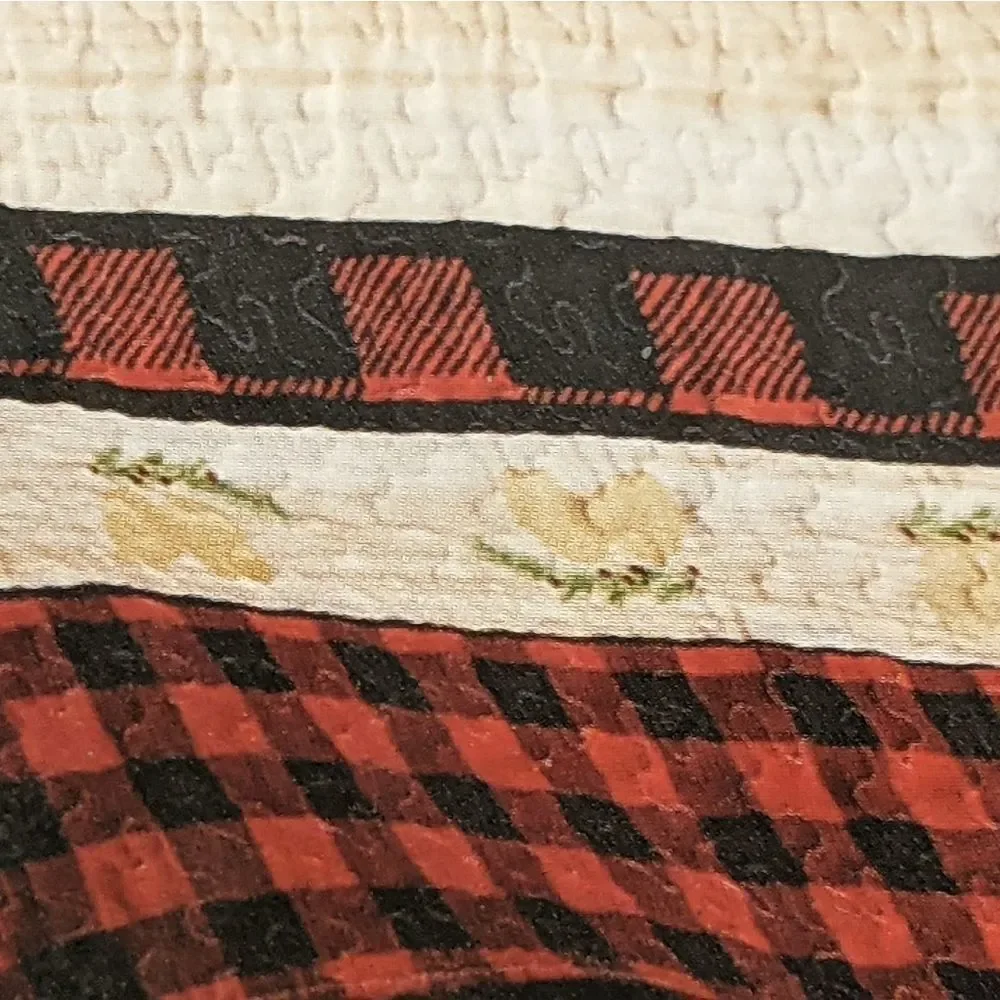 Red Vintage Truck Christmas Printed Queen Quilt Set Holiday Farmhouse Cottage - Picture 4 of 4